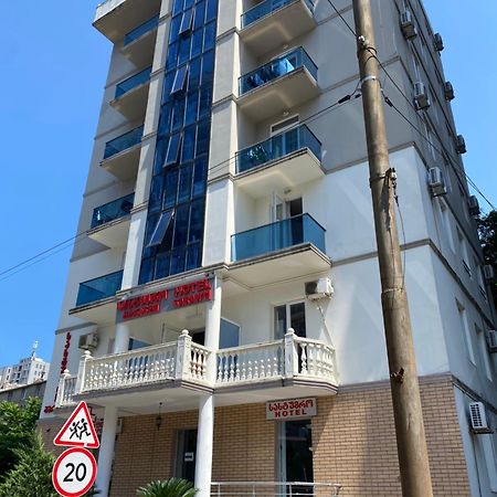 Hotel Garanti Batumi Exterior photo