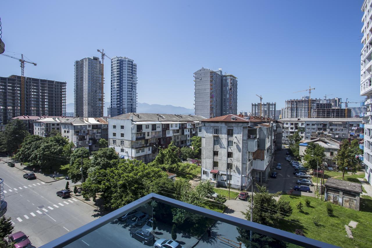 Hotel Garanti Batumi Exterior photo